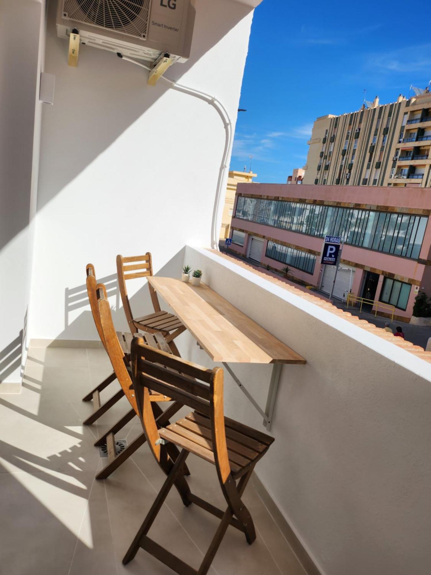 Apartamentos San Antonio ตอร์เรโมลิโนส ภายนอก รูปภาพ