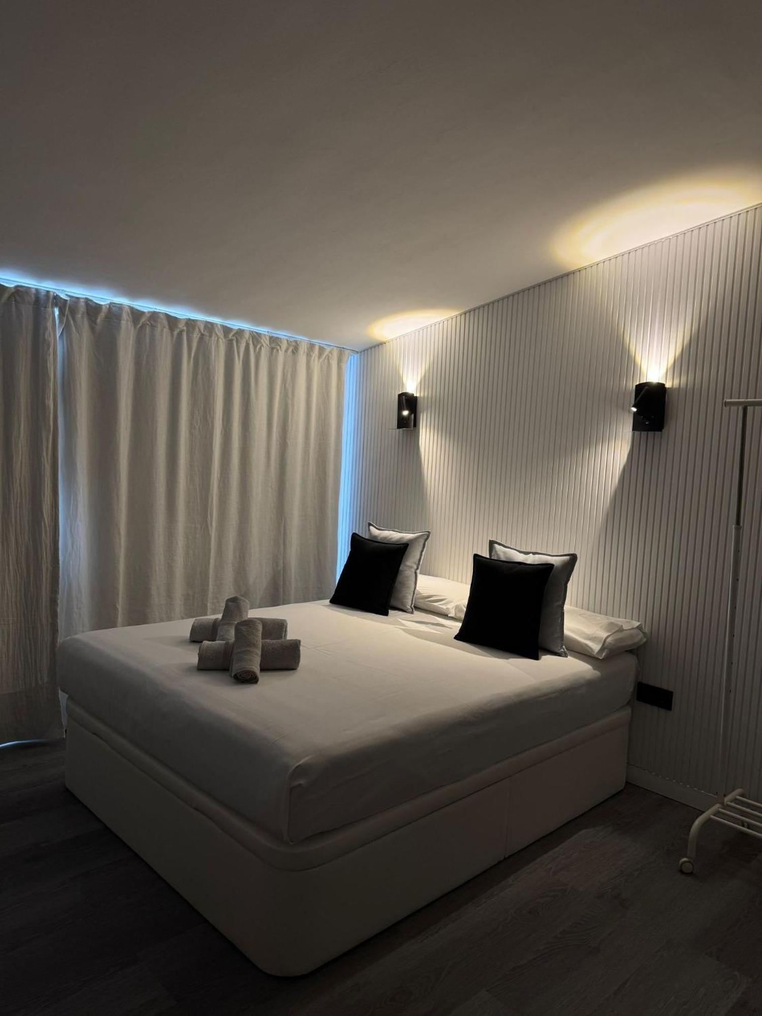 Apartamentos San Antonio ตอร์เรโมลิโนส ภายนอก รูปภาพ